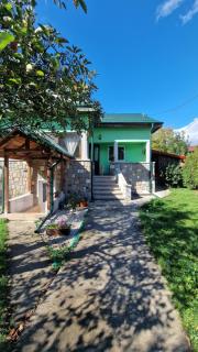 Welcoming home on the corner - Slănic - 0