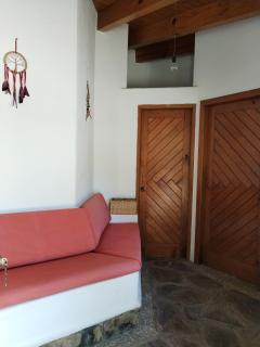 Suite Magnolias Independiente con baño propio y una salita - 3