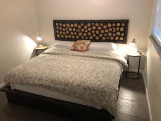 Three Bedroom Cottage in Ft Lauderdale - 6