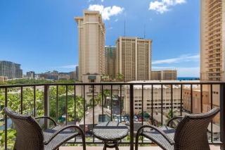 Palms At Waikiki By Chase 'N Rainbows - 1