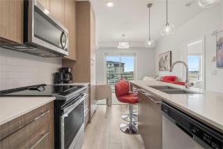 The Cornerstone 2BD 2BA Retreat Pet Friendly - 5