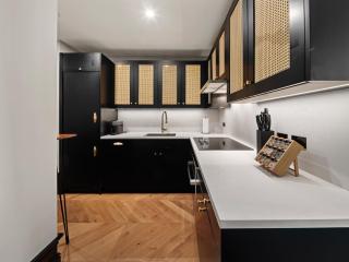 Freeman 802 by Rove Travel - 1BRCondo with Shared Amenities - 4