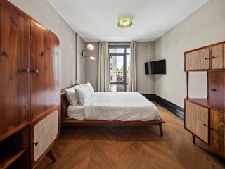 Freeman 802 by Rove Travel - 1BRCondo with Shared Amenities - 8