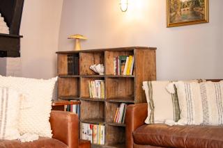 The Gallery Apartment - Rye Central Chic - Pass the Keys - 1
