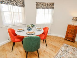Clifton Lodge - 5