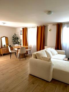 Petit cocon avec terrasse privée, piscine, rivière - 6