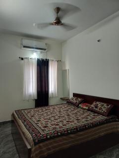 Cozy 2BHK moutain facing view - 6