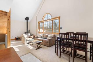 Sugarbush Seclusion in Vermont - 8