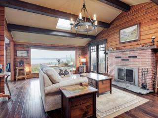 Ocean View Guest House - stunning Ocean Views by Victoria Prime!! - 0