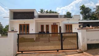 Maze Loop Home Stay - 3