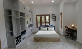 Maze Loop Home Stay - 2