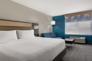 Holiday Inn Express Boston-Milford by IHG - 4