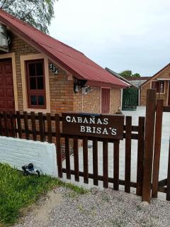 Cabañas Brisas Cabaña 2 - 0
