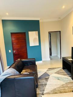 The Folkestone Guest House - 4