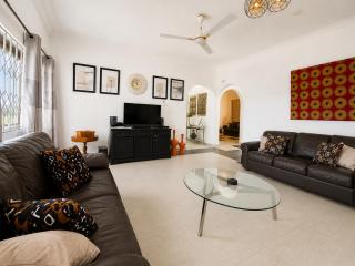 Comfortable 4BDR Villa for Families or Groups East Airport Spintex - 9