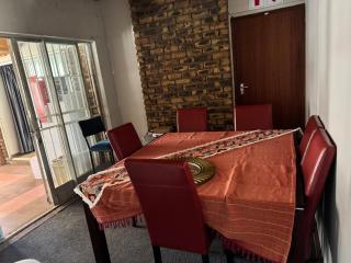 Gems at 1124 Pretorius - 3