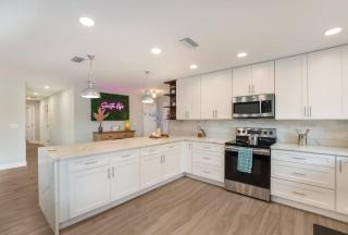 Sarasota Updated pool home, Near Siesta Key - 7