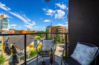 2 King Beds New Building Walk to Stampede 17th Av - 6
