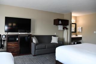 Cobblestone Inn & Suites - Trenton - 4