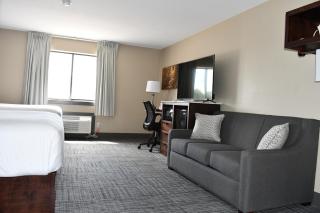Cobblestone Inn & Suites - Trenton - 3