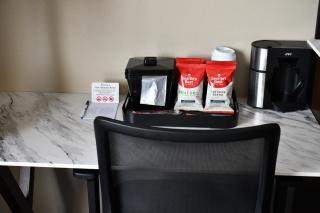 Cobblestone Inn & Suites - Trenton - 1