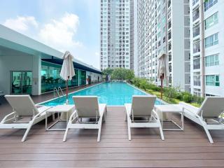 Near BTS l City View l Pool and Gym - 7