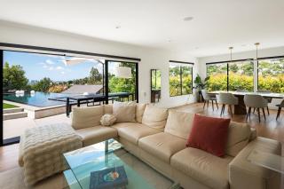 NEW! Hollywood Hills Sanctuary with Infinity Pool - 6