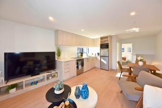 Central Christchurch Base for Your Stay - 7