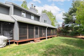 Home Near Beach with Access to Shared Pool and Tennis Courts - 2