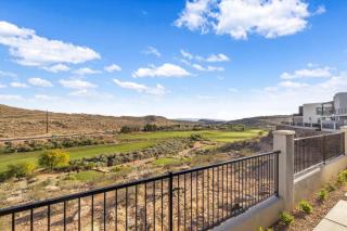 Coral Canyon Retreat at The Isle Amenity Front - 6