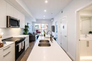 Modern 2 King Beds Condo w Gym Stampede and 17 Ave - 6