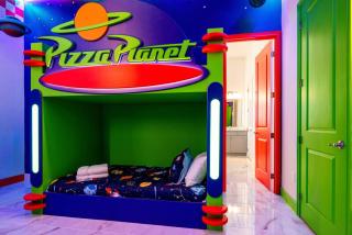 11BR Brand-New Home Themed Rooms Cinema Game Room - 11121 - 4