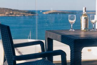 Vistamare Seafront Suites by Haven & Keys - 5