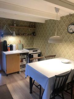 Traditional Faroese House Near Airport - 6