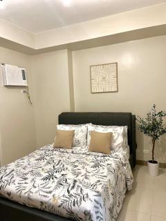 Cozy Studio Unit near SM Lanang - 4