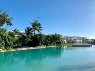Your getaway in nature! Private garden & pool view - 2