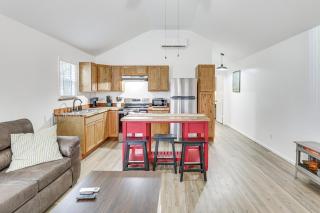 Bring Your Boat! Cozy Home 3 Mi to Sabine River - 3