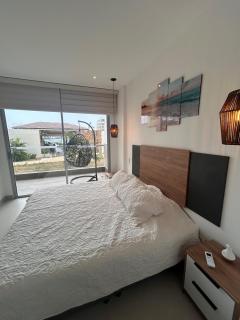Resort with Crystal Clear Lagoon Beach Type, 1 level - 6