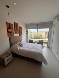 Resort with Crystal Clear Lagoon Beach Type, 1 level - 8