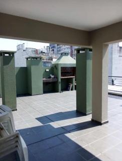 alquiler departamento por dia Almagro a pasos de Avenida Corrientes hasta 2 personas wifi balcon Se solicita Seña y Número de contacto - 4