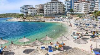 Cozy Beachside Apartment in Saranda 200m from Beach - Sarandë - 0