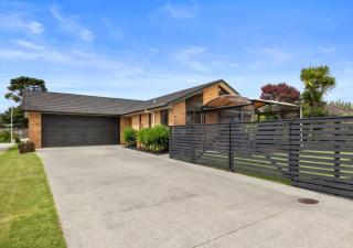 Family friendly retreat in Mangawhai Village - 6