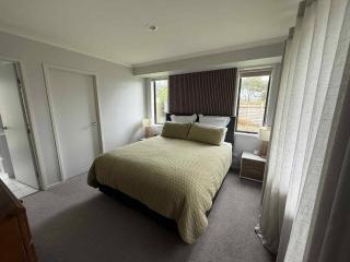 Family friendly retreat in Mangawhai Village - 4