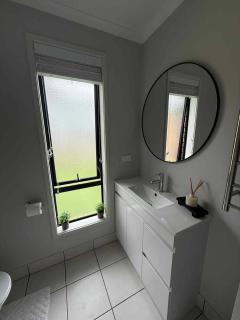 Family friendly retreat in Mangawhai Village - 5