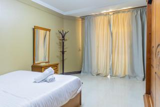Spacious 4BR Apt with Nile View Maadi Corniche - 2
