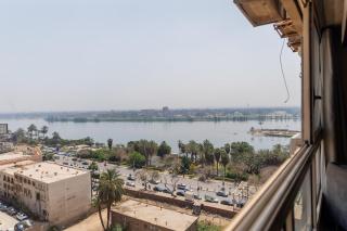 Spacious 4BR Apt with Nile View Maadi Corniche - 6