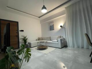 Modern Balcony Flat in Dereboyu - Walk Everywhere - 4