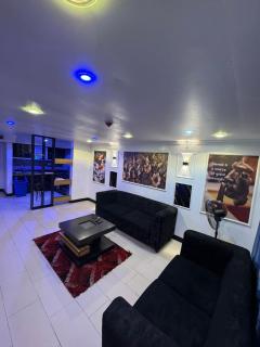 Golden Tulip Apartments - 3