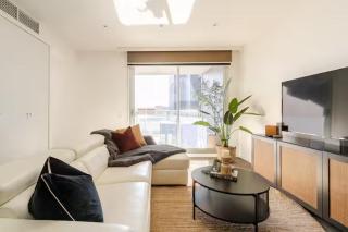 Lux 2BR Apt on Hindmarsh SQ-Pool-Gym-Sauna-Parking - 7