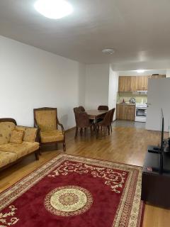 Modern Cozy Apartment 3 Min to City Center - 7